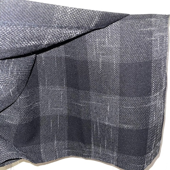 1. STATE Womens Ivory/Black Plaid Sleeveless V-Neck Asymmetrical Shift Dress - Picture 5 of 15